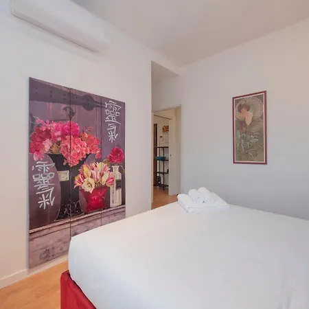 I Host - Scheiwiller 5 Milano