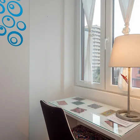 I Host - Scheiwiller 5 Daire Milano