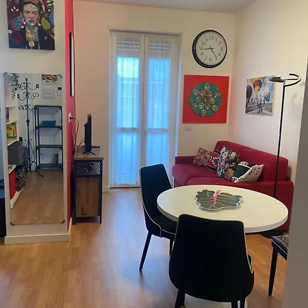 I Host - Scheiwiller 5 Milano